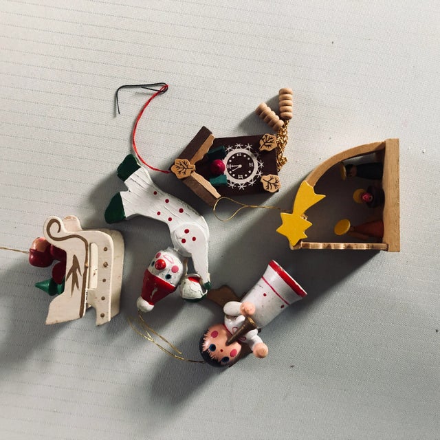 1970s Vintage Brinn's Wooden Christmas Ornaments - Set of 5 For Sale - Image 5 of 6