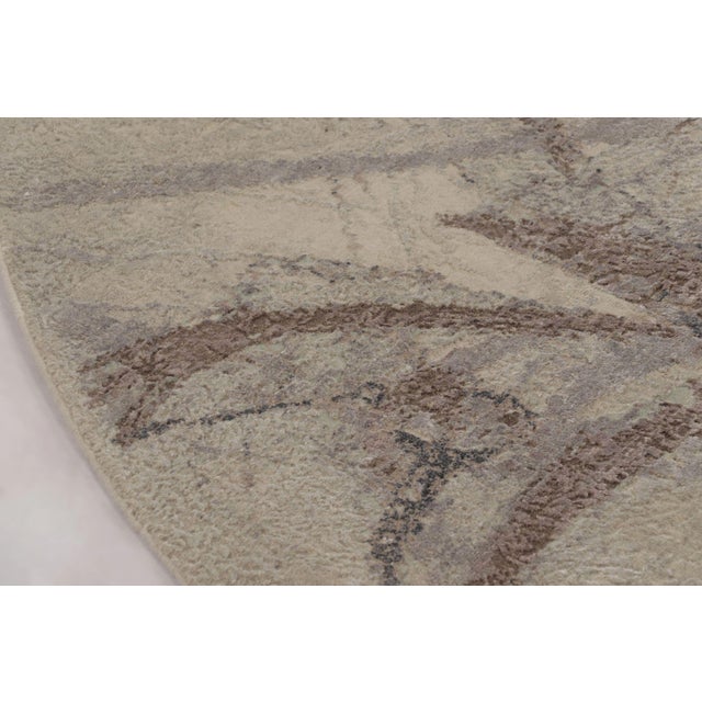 Contemporary Rug & Kilim’s Modern Circle Rug, Bold Abstract Patterns in White and Silver-Gray For Sale - Image 3 of 10