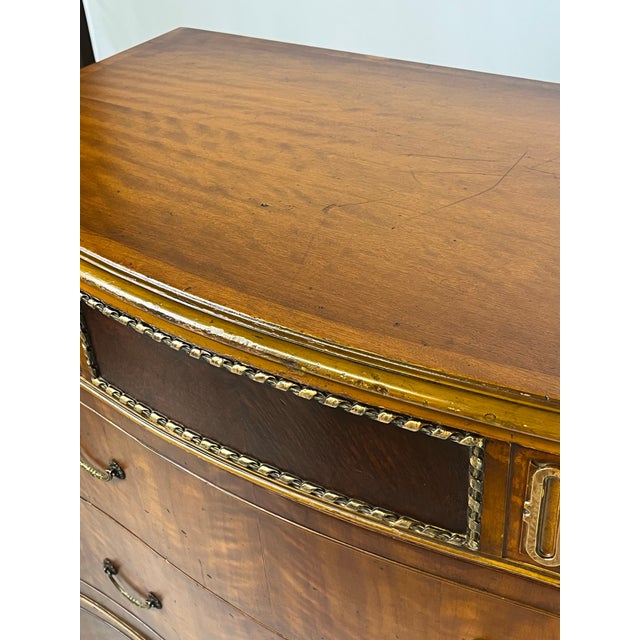 Early 20th Century Neoclassical Serpentine Chest of Drawers For Sale - Image 10 of 13