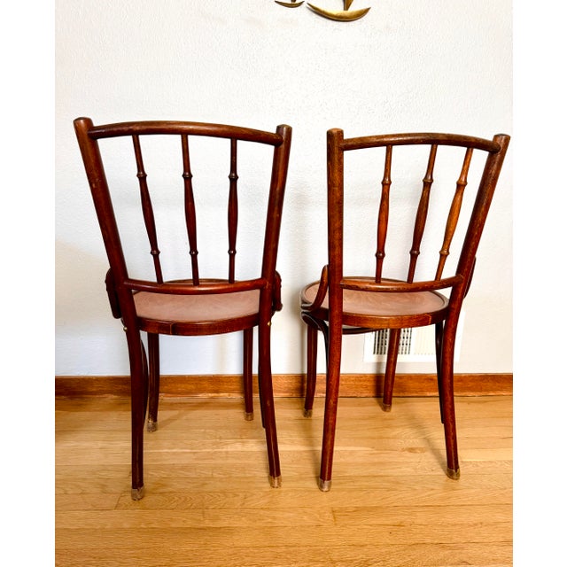Early 20th Century Pair Antique J & J Kohn Mundus Model 337 Bentwood Cafe Chairs Iris Marquetry Seats For Sale - Image 5 of 17