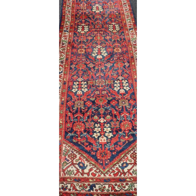 1930s Antique Persian Hand Knotted Malayer Runner With Sub-Geometric All-Over Design For Sale - Image 5 of 13