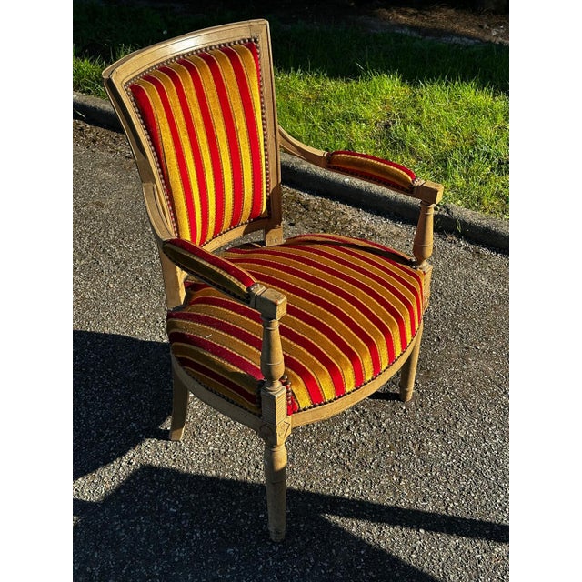 Louis XVI Cabriolet Armchair in Patinated Wood and Striped Velvet For Sale - Image 3 of 15