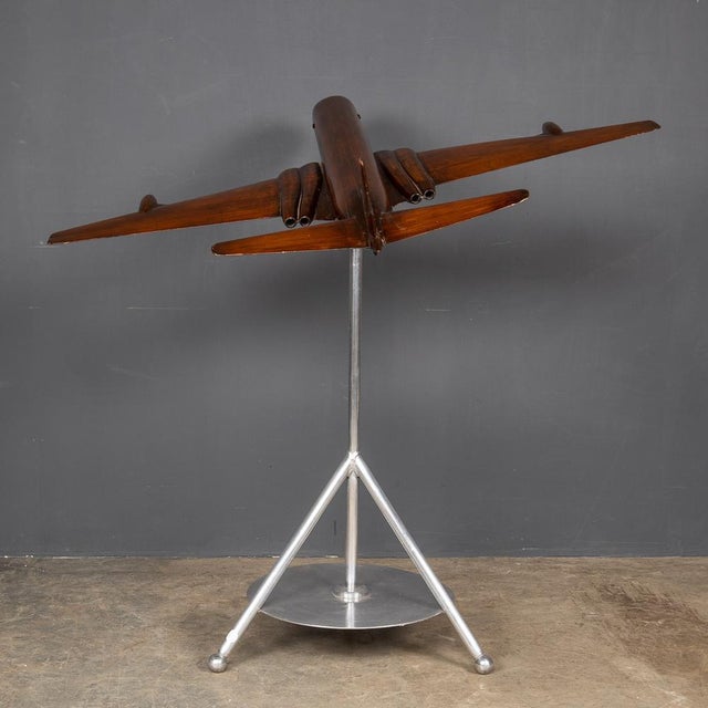 Vintage Model of Hawker Siddeley Nimrod Airplane in Mahogany, 1960 For Sale - Image 6 of 18