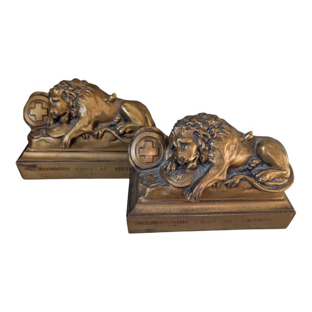 Antique Bronze Lion Bookends, Swiss Guard, Helvetiorum Fidei Ac Virtuti- Set of 2 For Sale