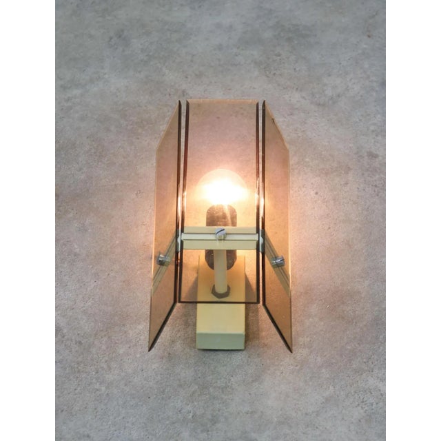 Takes one standard E14 light bulb (not included). This piece has an attribution mark, I am sure that it is completely...