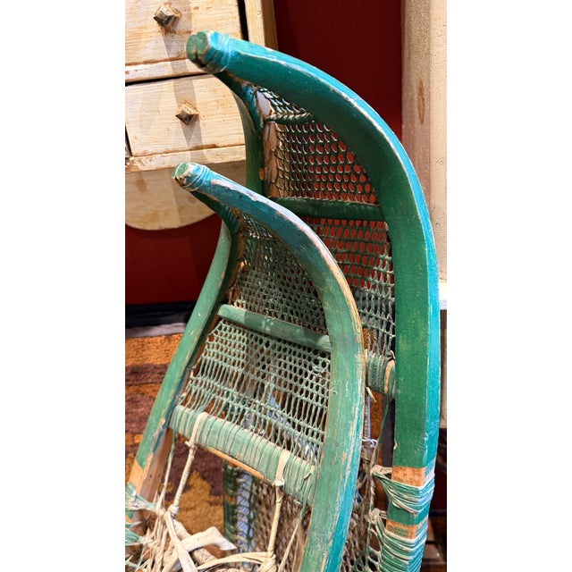 Antique Early 20th Century Cree Snowshoes With Babiche Lacing Green Paint For Sale - Image 11 of 11