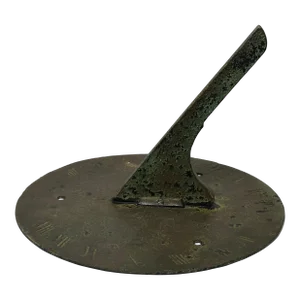 Early 19th Century English Georgian Bronze Round Sundial Top With Gnomon Outdoor Garden Ornament With Verdig