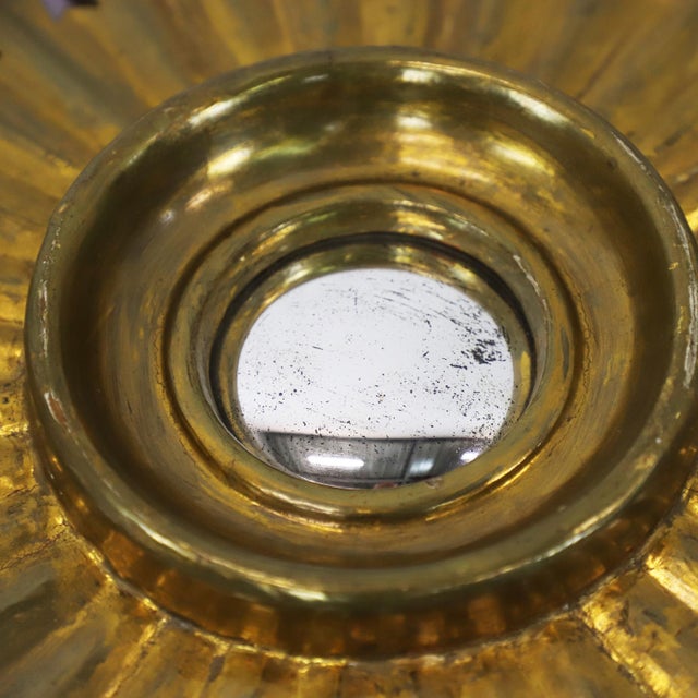 19th Century Gold Leaf Sunburst Mirror. Great vintage conditions the shape of the mirror is concave.