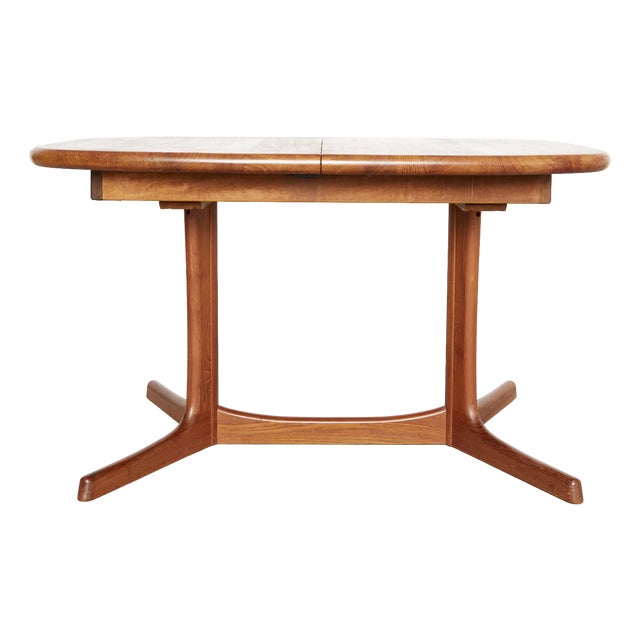 Mid-Century Modern Dining Table by Juul Kristensen for Glostrup, 1970s For Sale