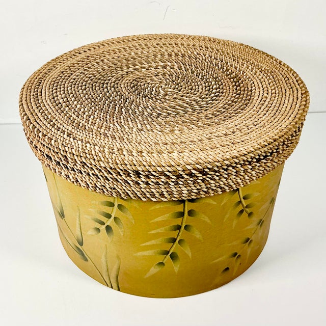 1990s Vintage Coastal Boho Chic Wicker Lidded Bamboo Leaf Motif Storage Box, Large For Sale - Image 4 of 9