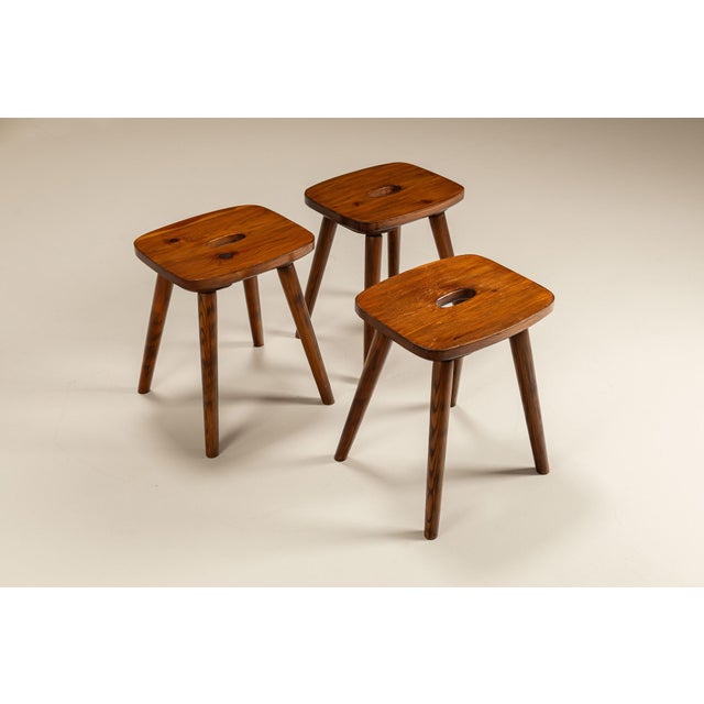 Mid-Century Modern Stools in Stained Pine, 1960s, Set of 3 For Sale - Image 3 of 9
