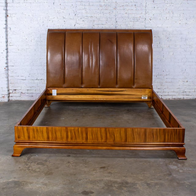 Henredon Late 20th Century Neoclassic Revival Arbus King Sleigh Bed W/Leather Upholstered Headboard 6000 Series by Henredon For Sale - Image 4 of 18
