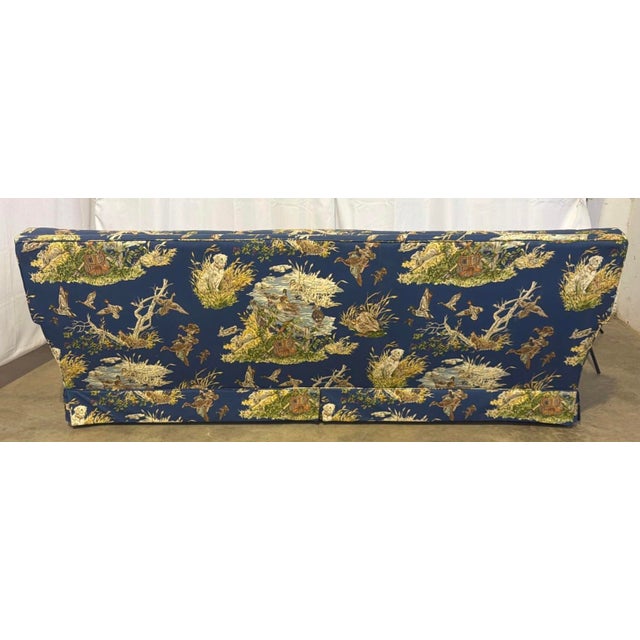 Mid 20th Century Vintage Bench-Made 3-Piece Living Room Set in Schumacher "Dog & Duck" Indigo Linen – Sofa & 2 Matching Chairs For Sale - Image 5 of 18