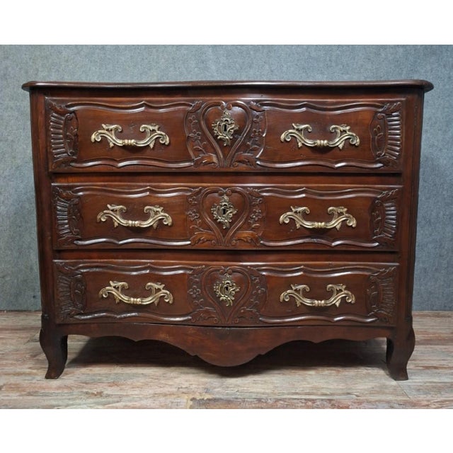 18th Century Louis XV Lyonnaise Commode in Molded and Carved Walnut For Sale - Image 13 of 13