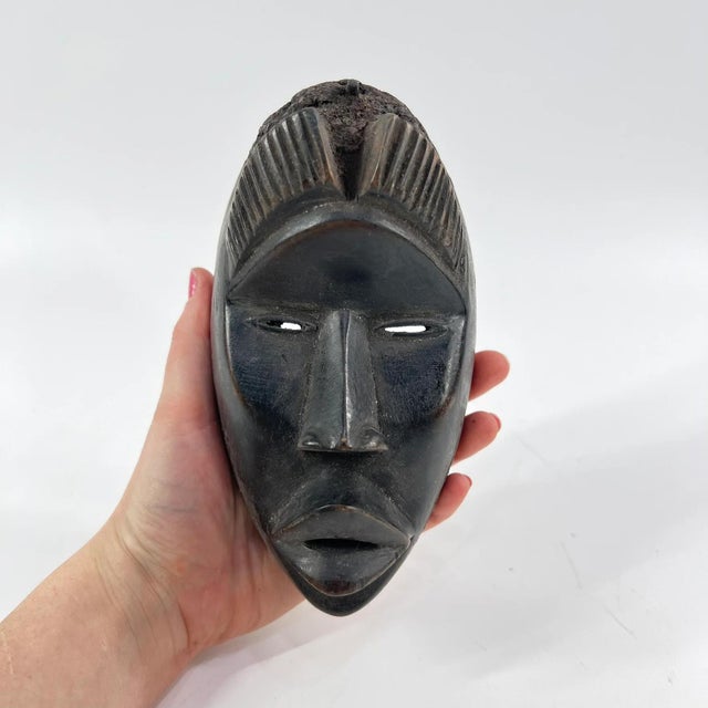African Early 20th Century Dan Passport Mask For Sale - Image 3 of 9