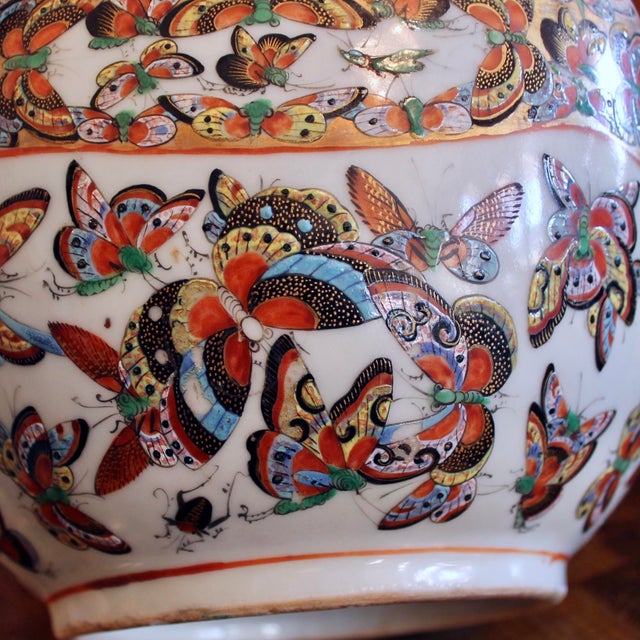 Ceramic Chinese Export "Thousand Butterfly” Pattern Cut Corner Porcelain Bowl, 19th Century For Sale - Image 7 of 11