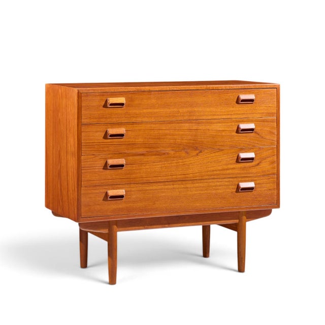 Børge Mogensen Mid Century Danish Modern Teak and Oak Chest of Drawers - Pair For Sale In Chicago - Image 6 of 11