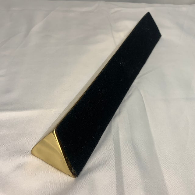 Vintage 1960s Pop Art "No Smoking Please" Brass Paper Weight Desk Sign For Sale In Chicago - Image 6 of 6
