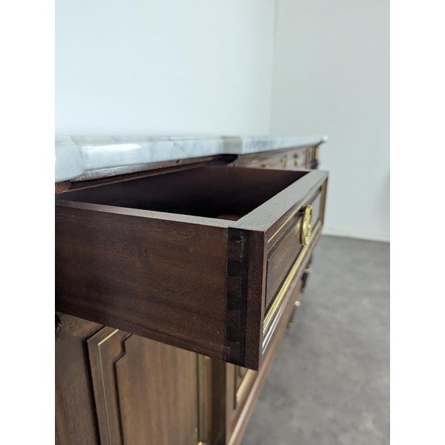 Louis XVI Style Sideboard in Mahogany For Sale - Image 3 of 12