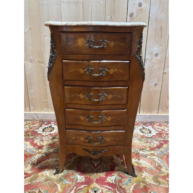Louis XV Chest of Drawers in Wood For Sale - Image 4 of 12