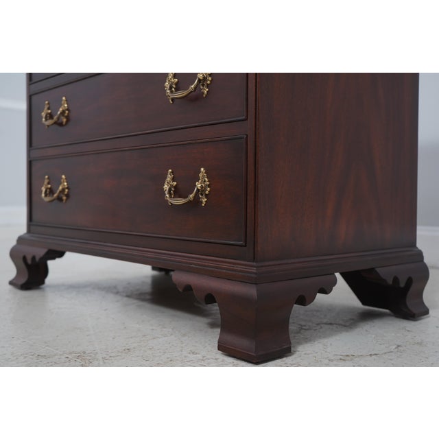 Henkel Harris 4-Drawer Mahogany Bachelor Chest For Sale - Image 10 of 17