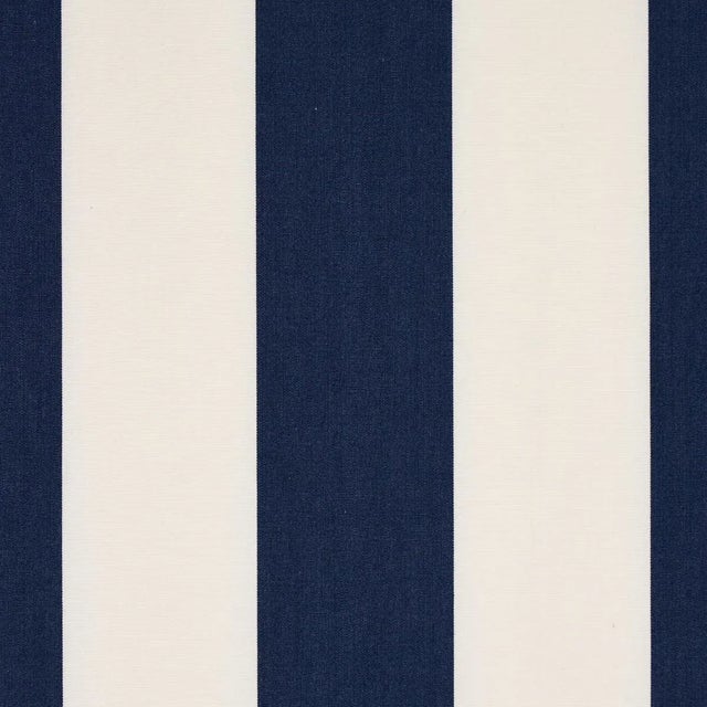 James Stripe is not too casual and not too dressy, making it the perfect wide stripe. You'll find yourself turning to it...