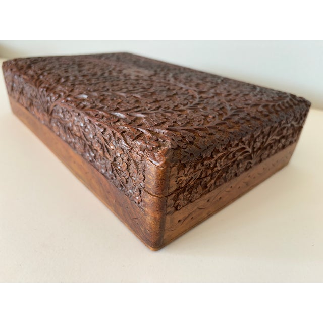 Antique Anglo-Indian Kashmir Hand-Carved Wood Jewelry Box Velvet Lined 1920s For Sale - Image 10 of 18