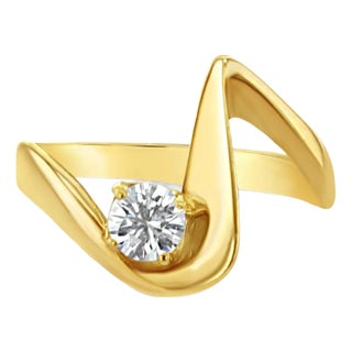 Musical Note Diamond Ring .25cttw 14k Yellow Gold, Size 5 For Sale