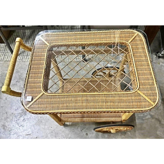 1970s 1970s Wicker Bar Tea Cart For Sale - Image 5 of 10