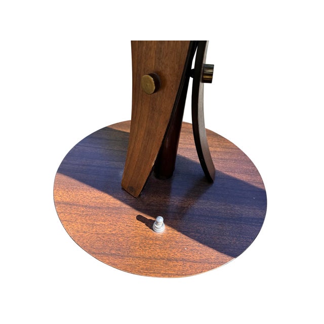 Brown Mid-Century Spaghetti-Lucite Bent-Plywood Table Lamp For Sale - Image 8 of 11