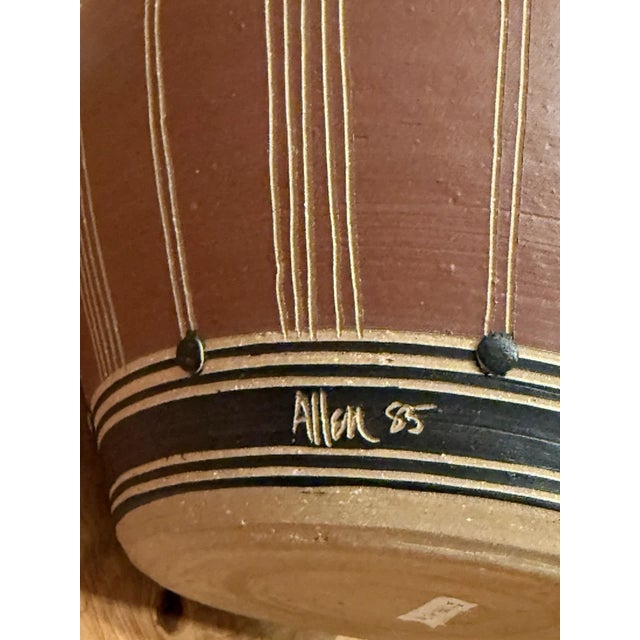 ORIGINAL AUTHENTIC KENNETH ALLEN ART POTTERY STONEWARE VASE - SCRAFFITO INCISED DESIGN LARGE PIECE 11" TALL INCISED...
