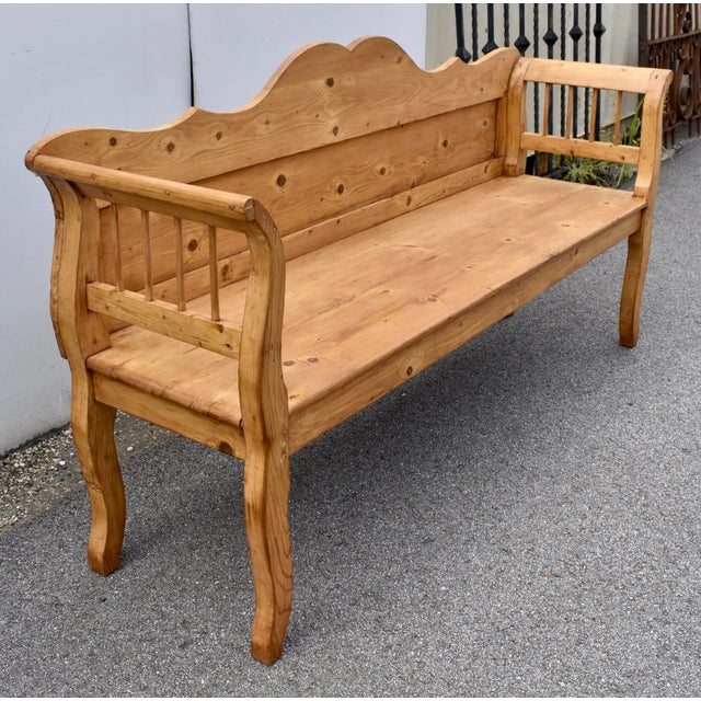 Pine Camel-Back Bench or Settle, Circa 1900 For Sale - Image 9 of 13