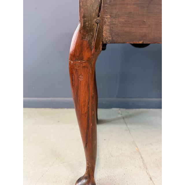 Late 18th Century George III Walnut Lowboy Dressing Table, English C. 1770 With Boxwood Stringing For Sale - Image 5 of 14
