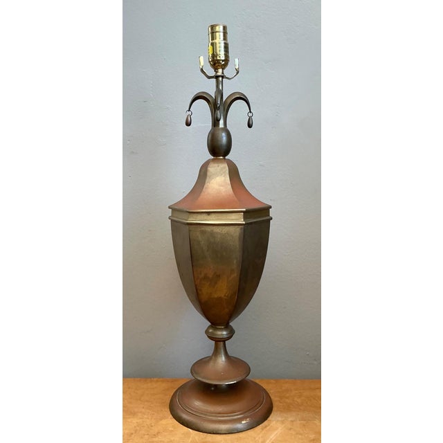 Hollywood Regency Vintage Chapman Metal Urn Form Table Lamp For Sale - Image 3 of 12