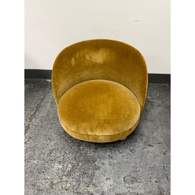 Design Plus Gallery presents the Bespoke Mohair Brown Sugar Chair. The chair offers a contemporary interpretation of the...