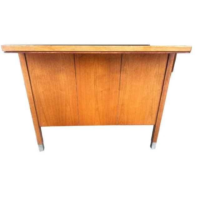 Paul McCobb Directional Walnut and Aluminum Large 84” Executive Partners Desk - Vintage 'Mad Men' 1960s - Fully Restored For Sale - Image 9 of 12