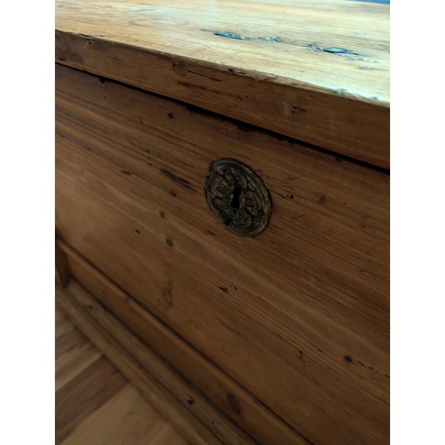 French 1920s Blanket Chest/Coffee Table or Toy Box For Sale - Image 3 of 10