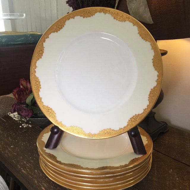 Minton Gold Encrusted Dinner Plates, Davis Collamore New York, Pattern H2564 - Set of 7 For Sale - Image 12 of 12