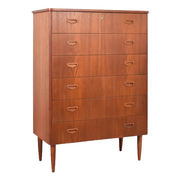 Mid-Century Modern Danish Teak Chest of Drawers, 1960s For Sale