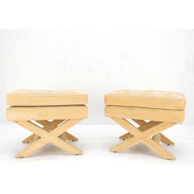 Beige Mid-Century Modern Billy Baldwin x Base Upholstery Benches - A Pair For Sale - Image 8 of 11