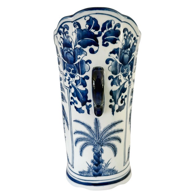 Late 20th Century Tall Blue and White Chinoiserie Palm Tree Scalloped Vase For Sale - Image 4 of 8