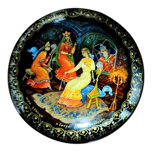 Russian Vintage Polychrome Painted Fine Black Lacquer Covered Round Box