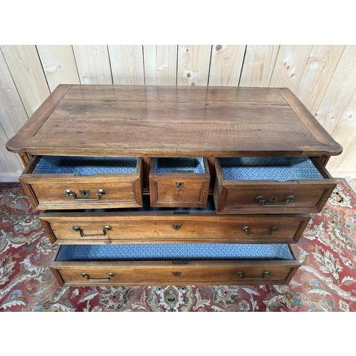 Louis XVI Chest of Drawers in Walnut For Sale - Image 9 of 10