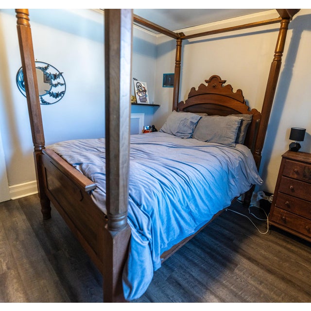 Mid 19th Century 19th Century Texas Biedermeier High-Tester Bed | Galveston Origin | Solid Walnut | 170-Year Provenance | Antique Double/Full For Sale - Image 5 of 15