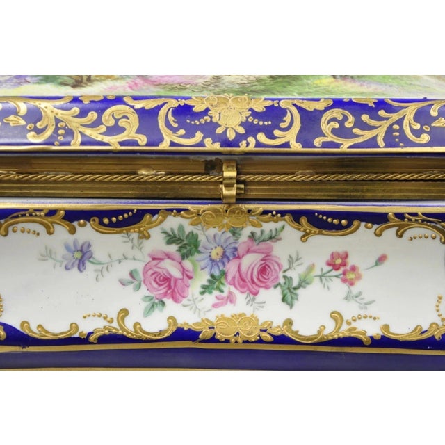 Blue Antique French Victorian Porcelain Hand Painted Hinged Jewelry Trinket Box For Sale - Image 8 of 12