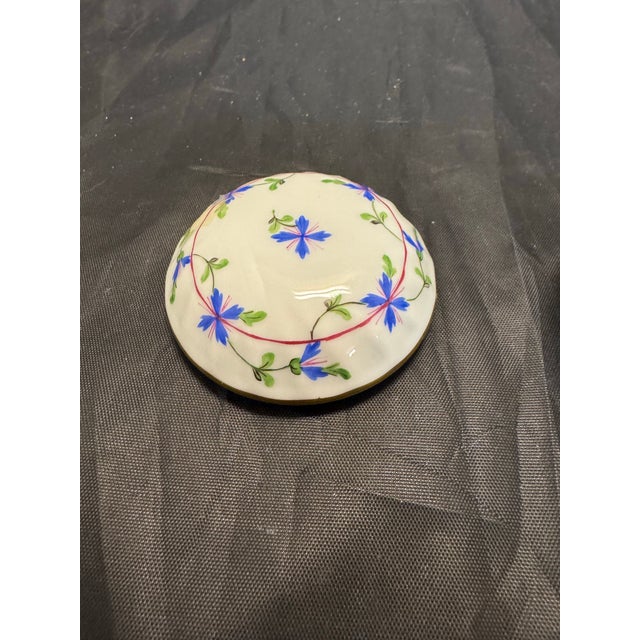 Late 20th Century Herend Blue Garland PBG Ring Box Trinket Jewelry Case 6037 Hand Painted Hungary For Sale - Image 5 of 10