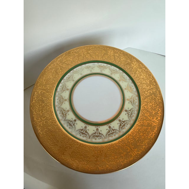 Traditional Set of 11 Edelstein Bavaria Gilt-Encrusted Service Plates, C. 1930s–40s For Sale - Image 3 of 5