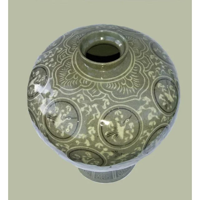 Asian Antique Vintage Large Korean Flying Cranes & Clouds Koryo Craquellure Celadon Vase For Sale - Image 3 of 7