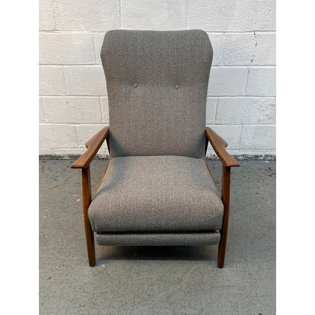 Mid-Century Modern Mid-Century Scandinavian Style Walnut Reclining Lounge Chair For Sale - Image 3 of 12