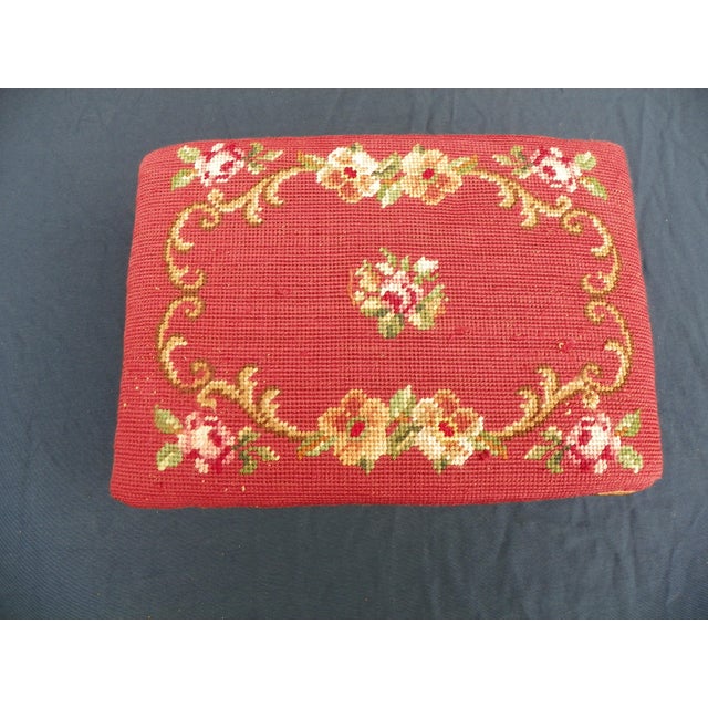 1900 - 1909 Antique French Wanut Needlepoint Stool For Sale - Image 5 of 8
